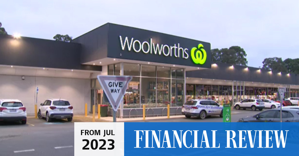 Woolworths, Coles shoppers seek value and cheaper in season produce